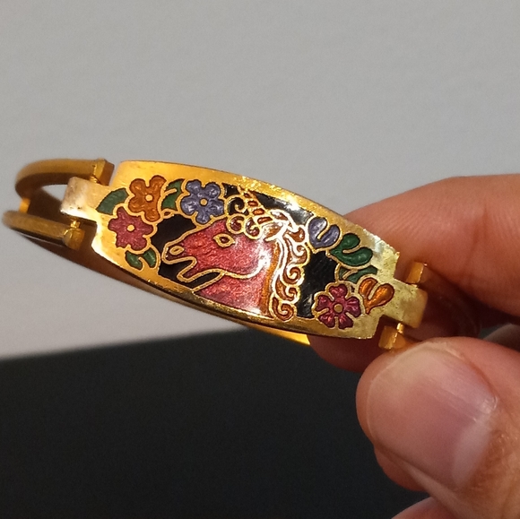 Vtg unicorn cuff bracelet - Picture 4 of 13